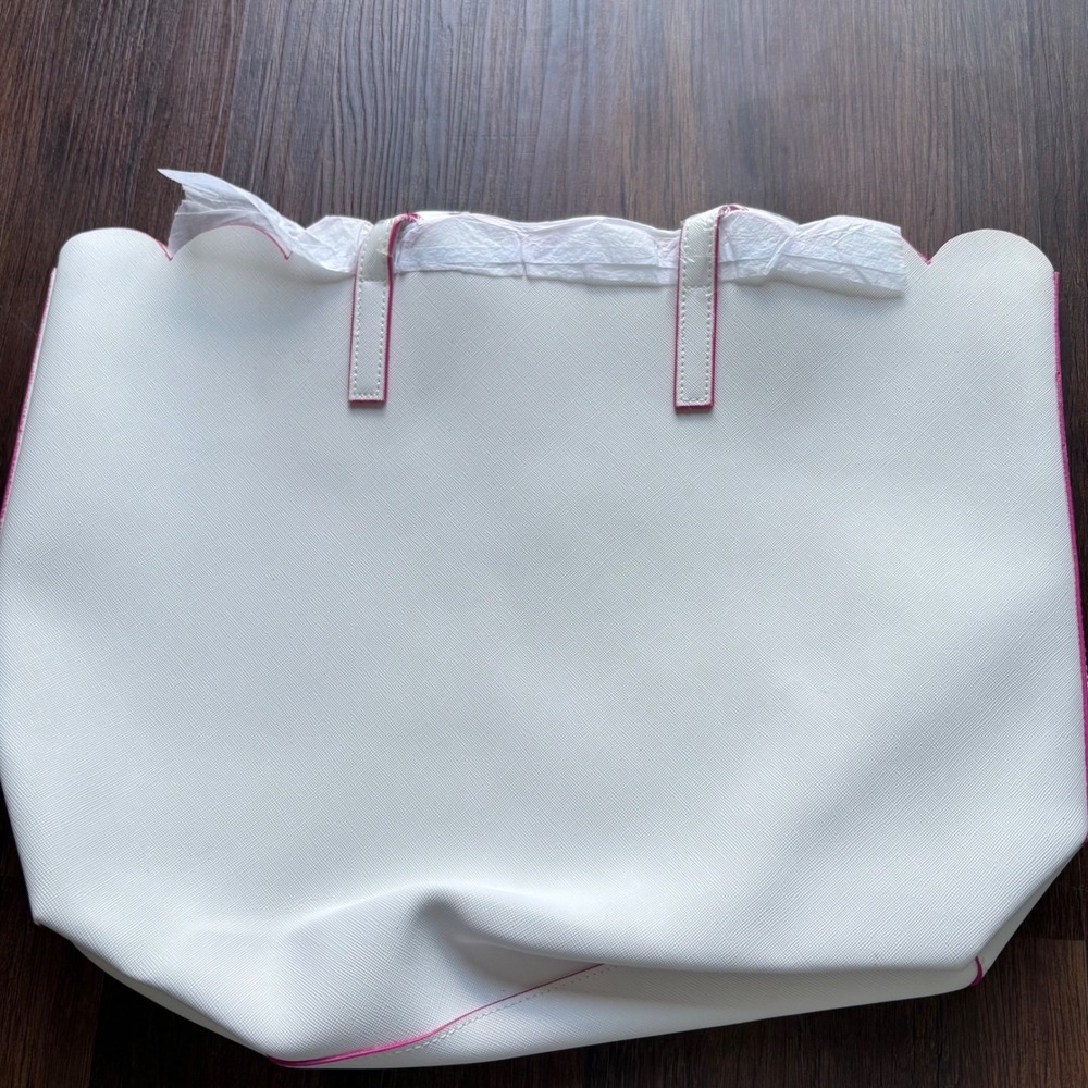 Wacoal White Saffiano Faux Leather Scalloped Tote Bag Pink Trim Large Carryall - Picture 3 of 7